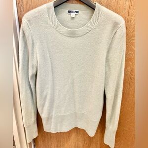 J Crew 100% cashmere classic-fit crewneck sweater